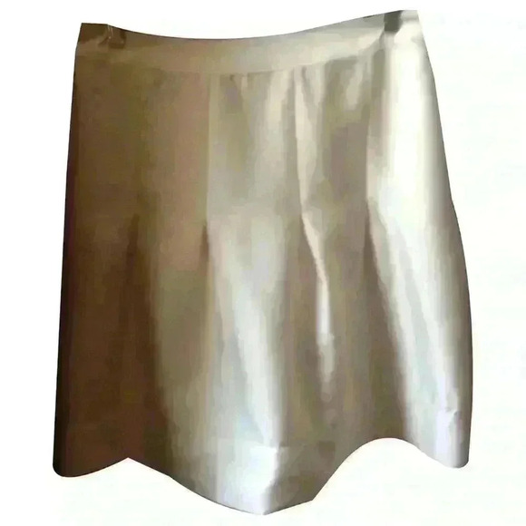 H&M pleated cream silky skirt size 6 - Picture 1 of 4